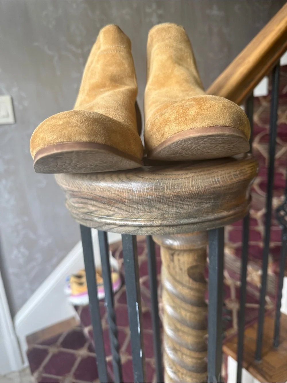 The Rail men’s Chelsea boot size 12 good condition. euro 42
